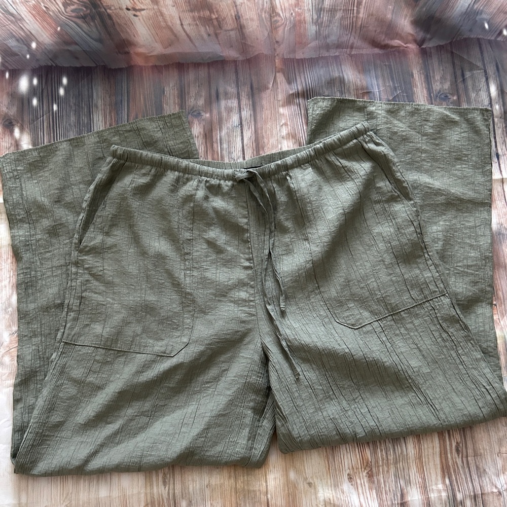Zara Sage Green Relaxed Pants